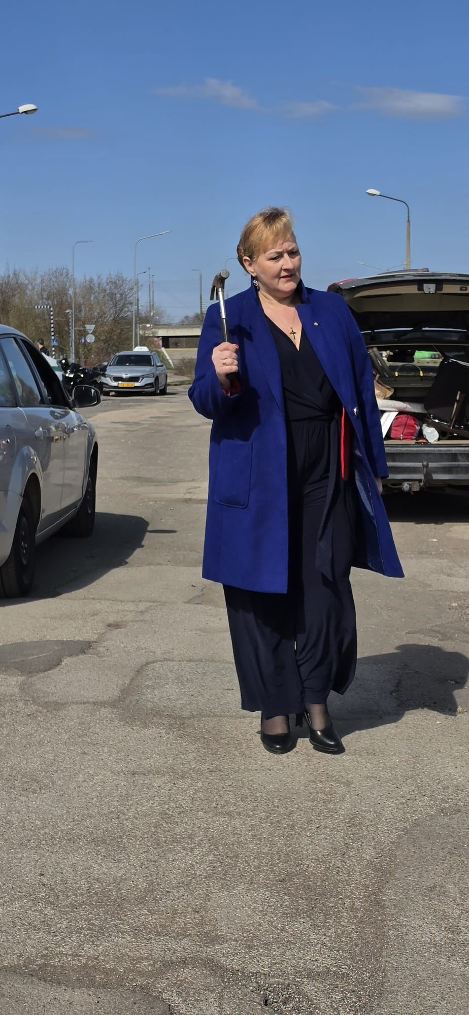 Такси собираются перед маршем