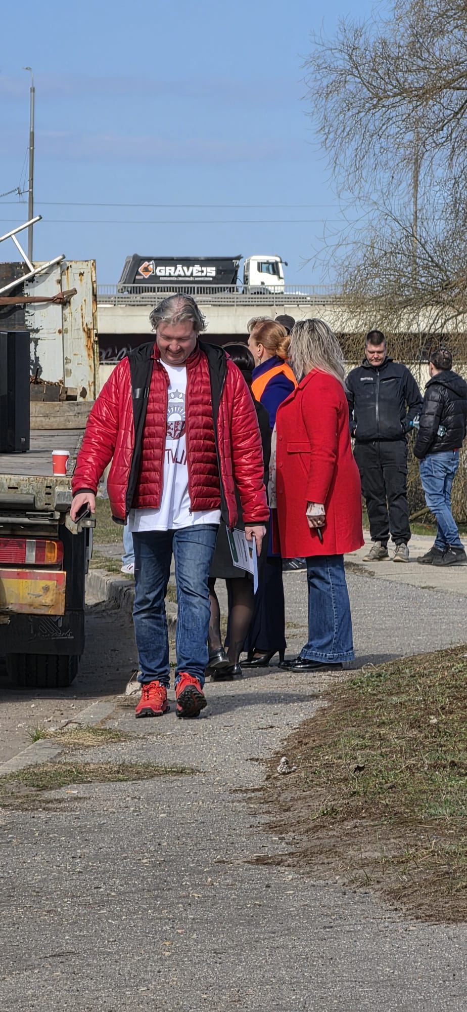 Флаги Латвии на такси