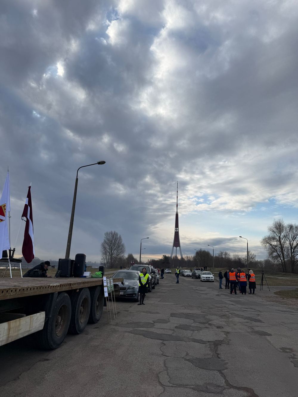 Акция протеста в Риге 13 апреля